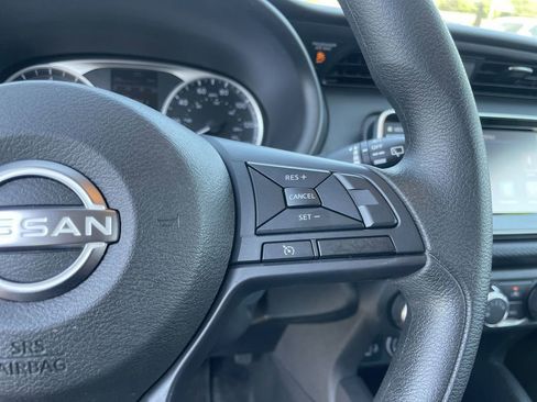 Used 2024 Nissan Kicks S image 16