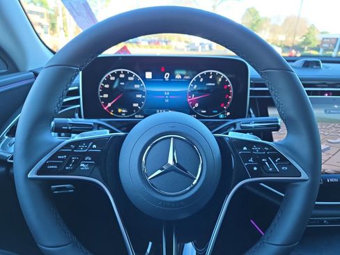 Used 2026 Mercedes-Benz E 350 4MATIC Sedan image 20