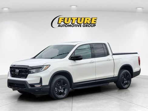 Used 2025 Honda Ridgeline Black Edition image 5