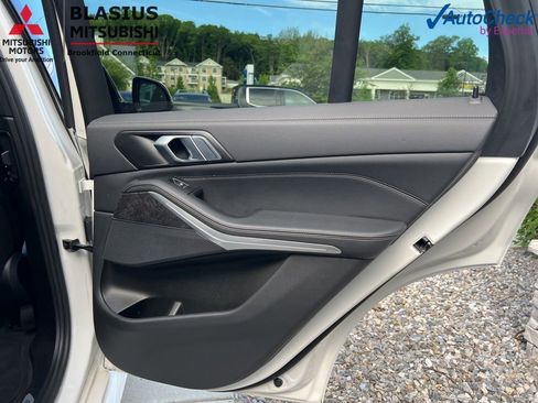 Used 2023 BMW X5 xDrive40i w/ M Sport Package AWD/4WD image 45