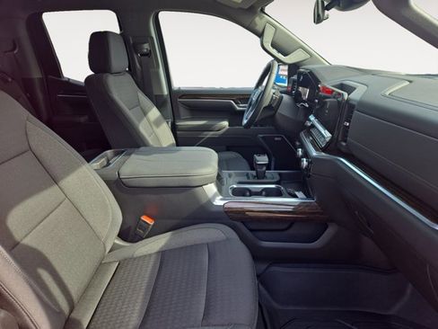 Certified 2025 GMC Sierra 1500 Elevation image 15