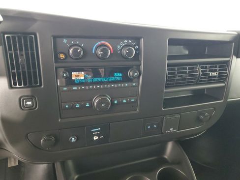 New 2026 Chevrolet Express 2500 image 16