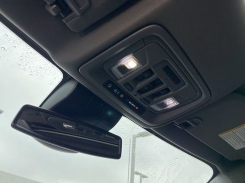 Used 2022 GMC Sierra 1500 Denali image 18