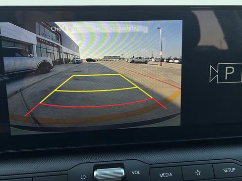 Certified 2025 Kia K4 image 20