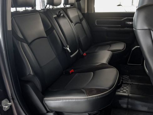 Used 2023 RAM 2500 Laramie AWD/4WD image 32