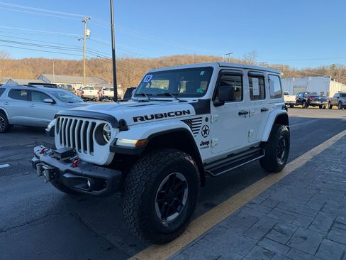 Used 2019 Jeep Wrangler Unlimited Rubicon w/ Dual Top Group image 4
