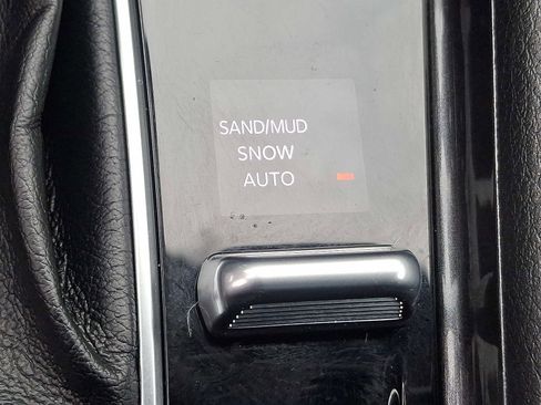 Used 2023 Jeep Compass Latitude image 23