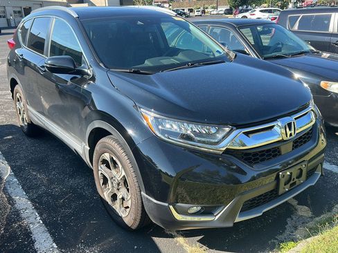 Used 2018 Honda CR-V Touring image 4