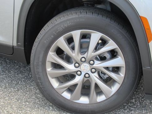 New 2026 Buick Enclave Preferred w/ Power Package image 7