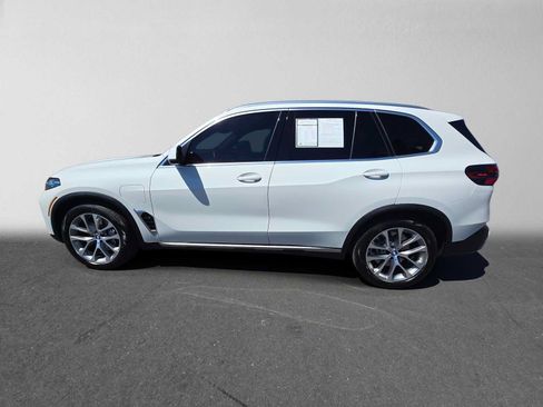 Used 2024 BMW X5 xDrive50e w/ Executive Package AWD/4WD image 6