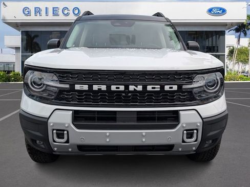 New 2026 Ford Bronco Sport Badlands w/ Sasquatch Badlands Package AWD/4WD image 2