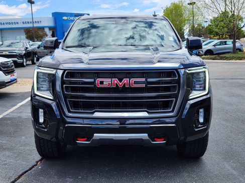 Used 2024 GMC Yukon AT4 w/ Technology Package AWD/4WD image 5