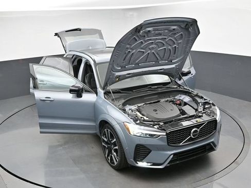 Used 2023 Volvo XC60 B5 Ultimate w/ Climate Package FWD image 50