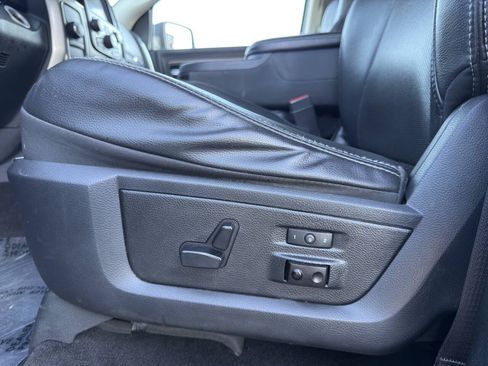 Used 2015 RAM 2500 Laramie AWD/4WD image 24