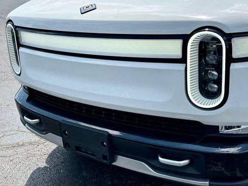Used 2024 Rivian R1S Adventure AWD/4WD image 5