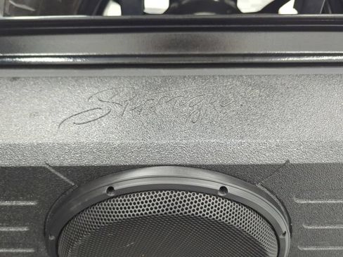 Used 2018 Jeep Wrangler Unlimited Rubicon AWD/4WD image 25