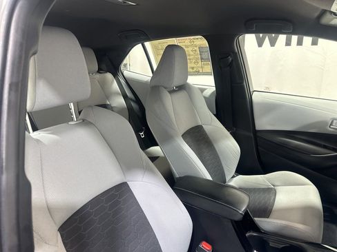 Used 2020 Toyota Corolla SE image 12