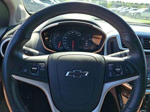 Used 2020 Chevrolet Sonic LT w/ Convenience Package FWD image 20
