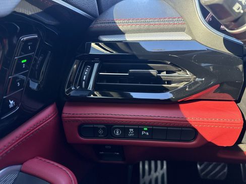 Used 2022 Acura MDX A-Spec image 27