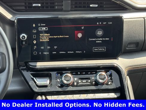 Used 2025 GMC Sierra 1500 AT4 w/ AT4 Premium Package AWD/4WD image 16