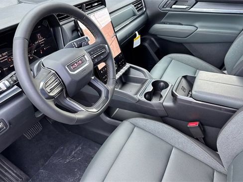 New 2026 GMC Terrain AT4 w/ LPO, Floor Liner Package image 10