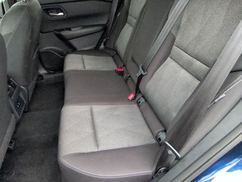 Used 2024 Nissan Rogue SV image 19