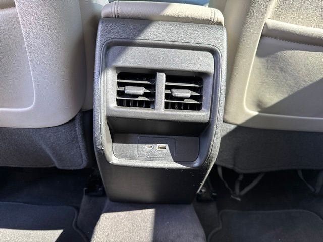 Used 2021 Cadillac XT4 Luxury FWD image 19