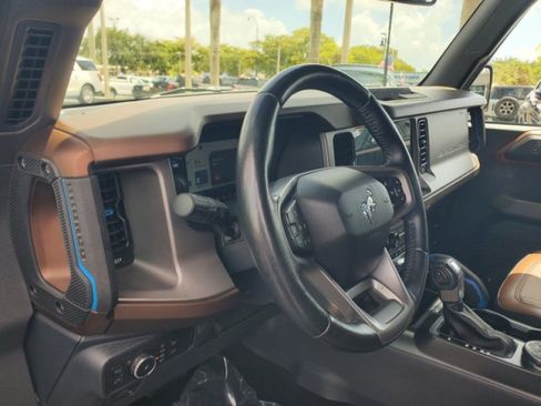 Certified 2022 Ford Bronco Outer Banks AWD/4WD image 9