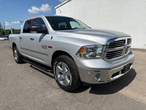 Used 2018 RAM 1500 Lone Star AWD/4WD image 8