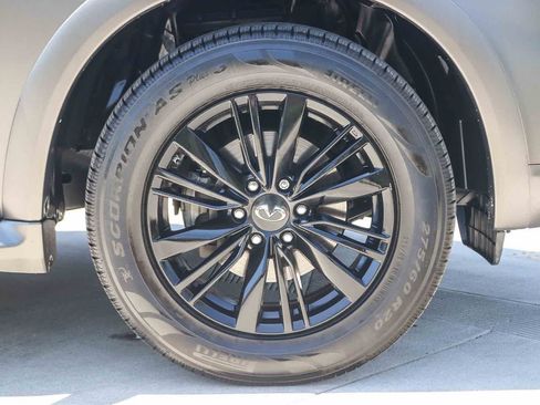 Used 2018 INFINITI QX80 2WD image 9