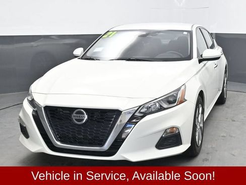 Used 2021 Nissan Altima 2.5 S FWD image 2