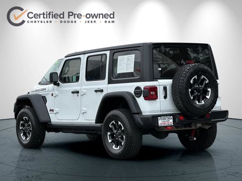 Certified 2025 Jeep Wrangler Unlimited Rubicon AWD/4WD image 6