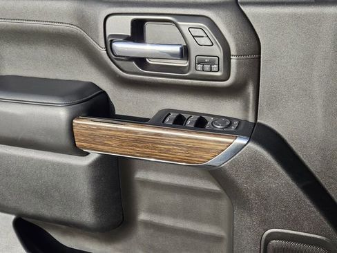 Used 2022 Chevrolet Silverado 3500 High Country image 23