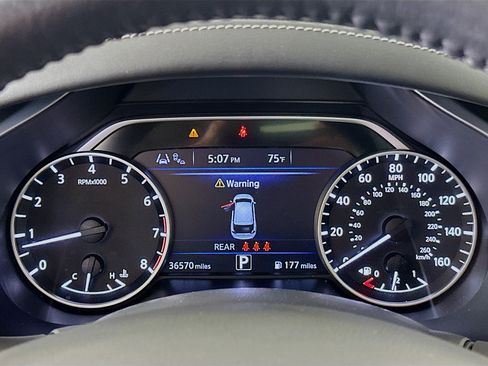 Used 2023 Nissan Murano Platinum w/ Cargo Package FWD image 19