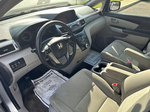 Used 2012 Honda Odyssey EX image 13