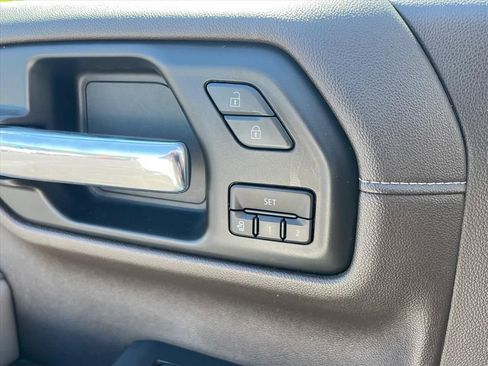 Used 2021 GMC Sierra 1500 SLT w/ SLT Premium Plus Package AWD/4WD image 26