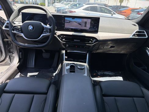 Used 2025 BMW 330i Sedan RWD image 13