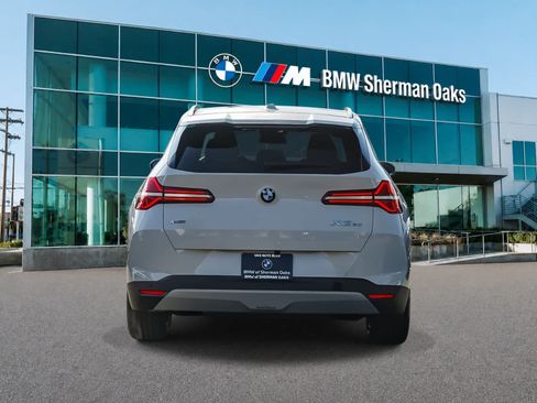 Used 2026 BMW X3 xDrive30i w/ Convenience Package AWD/4WD image 3