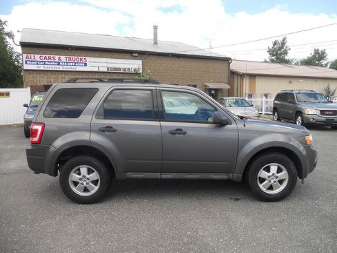 Used 2011 Ford Escape XLT w/ 202A Rapid Spec Order Code FWD image 5
