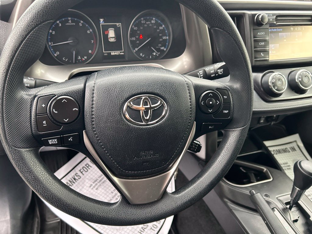 Used 2018 Toyota RAV4 LE w/ All Weather Liner Package AWD/4WD image 24