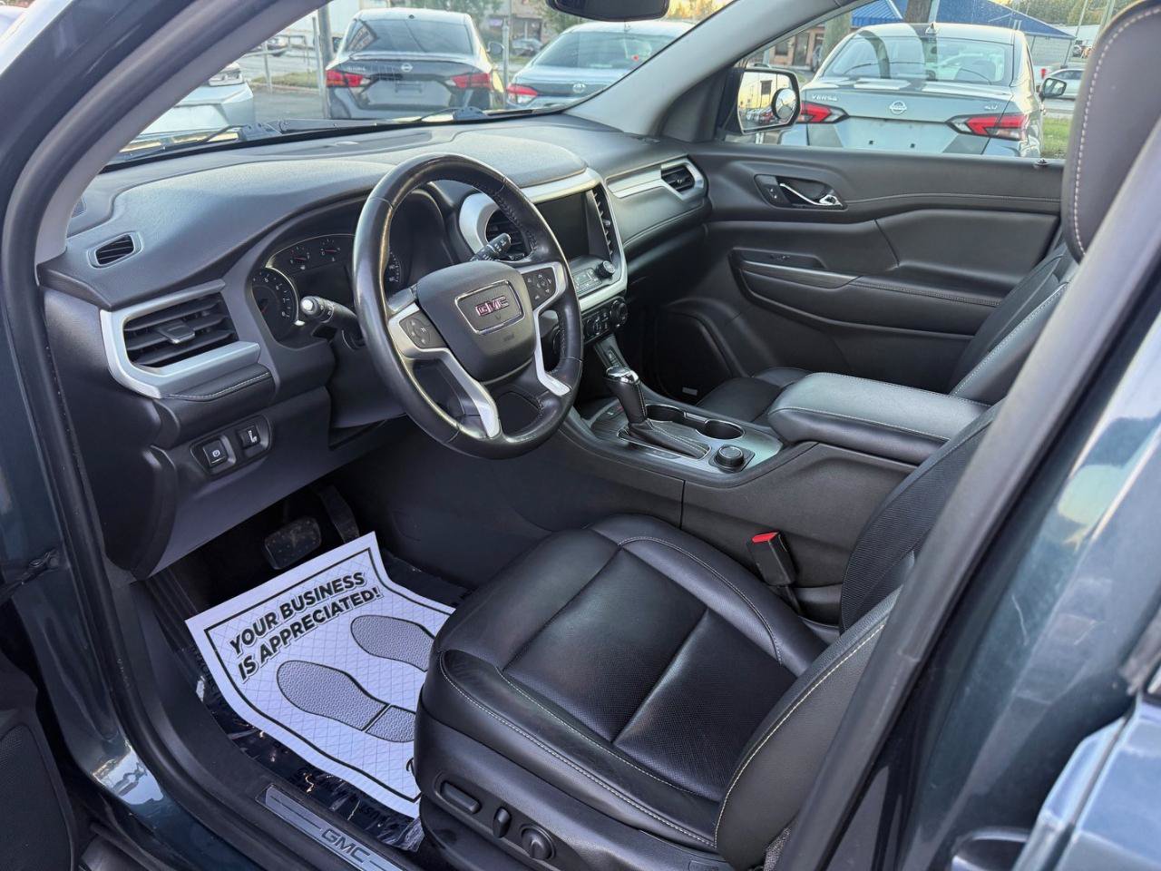 Used 2019 GMC Acadia SLT w/ Black Edition FWD image 7