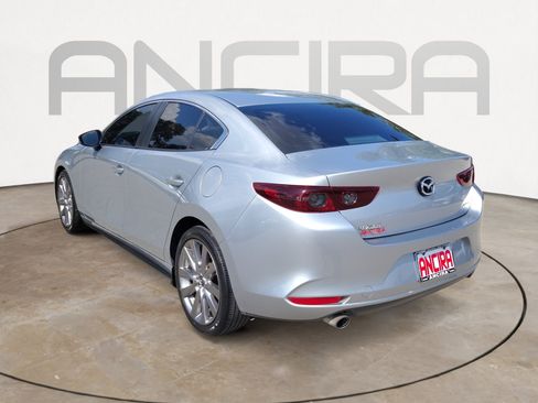 Used 2020 MAZDA MAZDA3 Sedan w/ Select Package FWD image 8