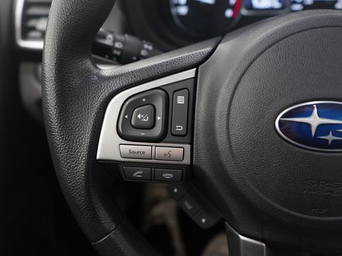 Used 2017 Subaru Forester 2.5i Premium image 25