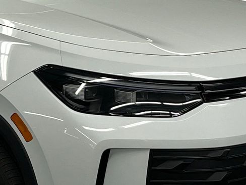 New 2026 Volkswagen Tiguan S FWD image 40