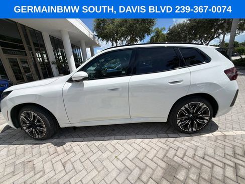 Used 2025 BMW X3 xDrive30i w/ Premium Package AWD/4WD image 5
