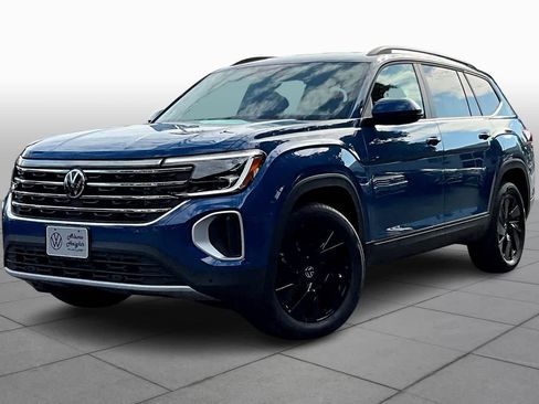 New 2026 Volkswagen Atlas SE FWD image 1