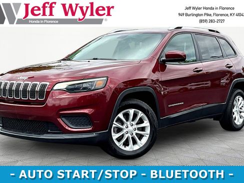 Used 2020 Jeep Cherokee Latitude w/ Cold Weather Group FWD image 1
