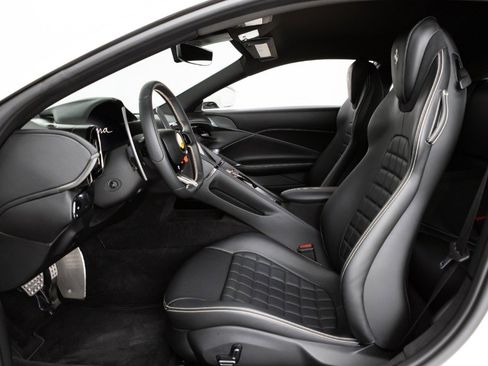 Certified 2022 Ferrari Roma image 2