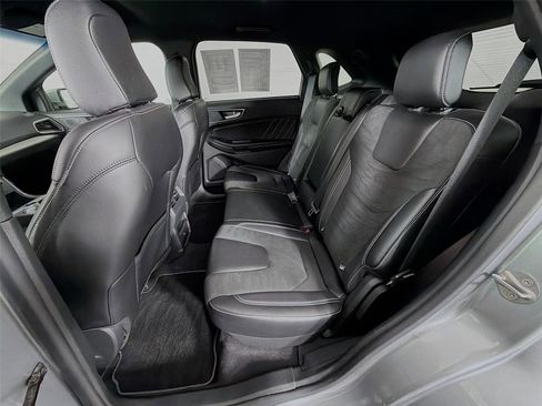 Used 2024 Ford Edge ST image 21