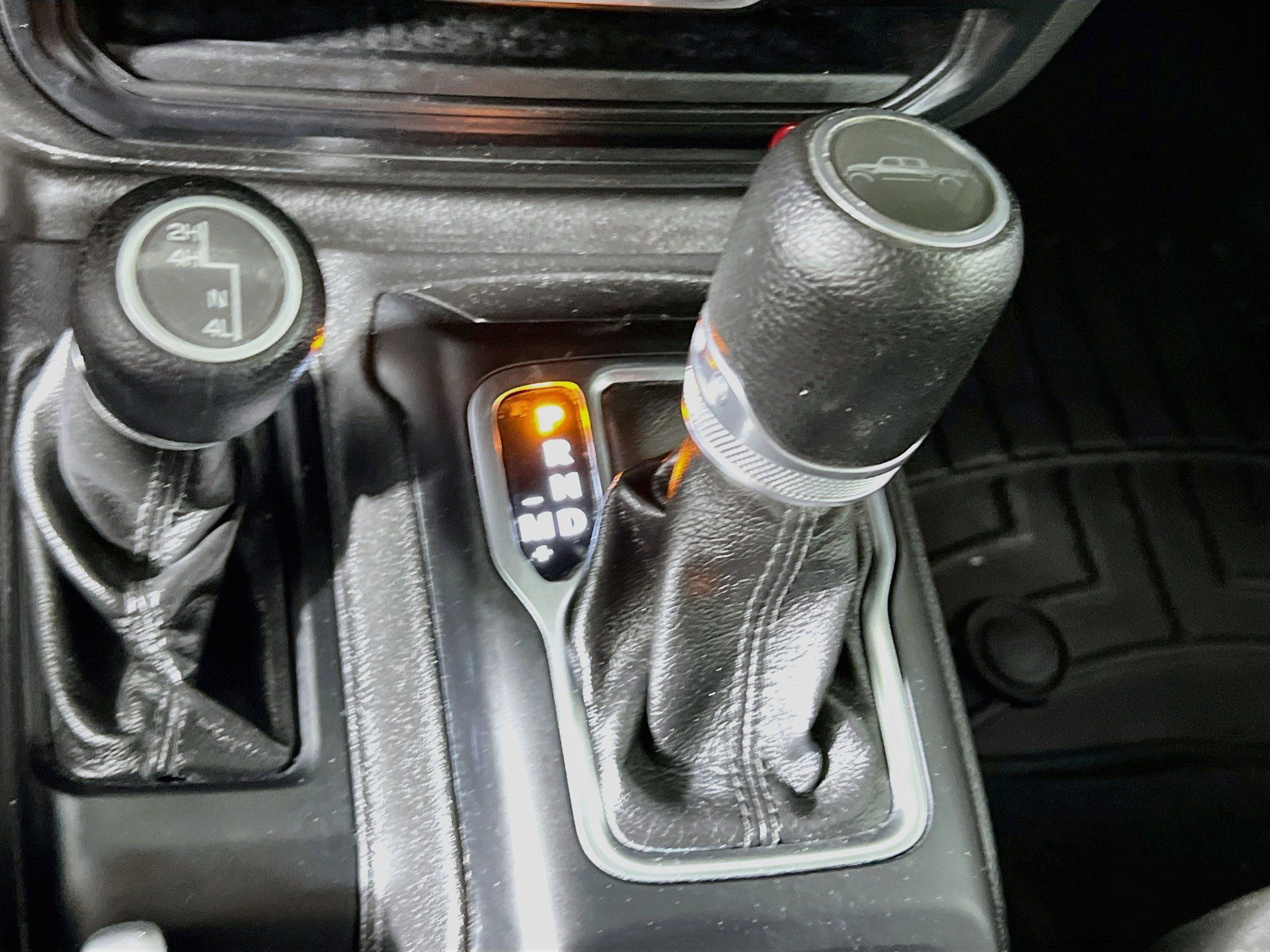 Used 2022 Jeep Gladiator Sport AWD/4WD image 24